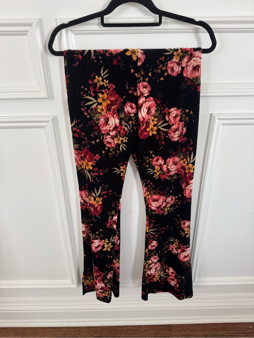 Black Floral Velvet Flare Leggings